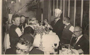 Chazan Shabtay Braun (father of Chazan Yechezkel Braun) at second seder